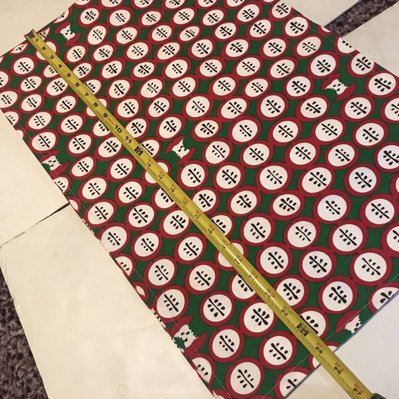 Ikea Table Runner Apple 100 By 16 Inch Red Green 3956 - Picture 5 of 6